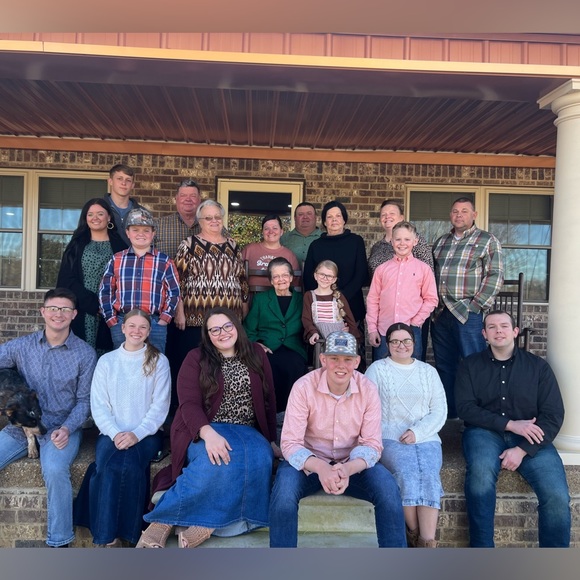 Meet your Posher, Nicky - Picture 15 of 16